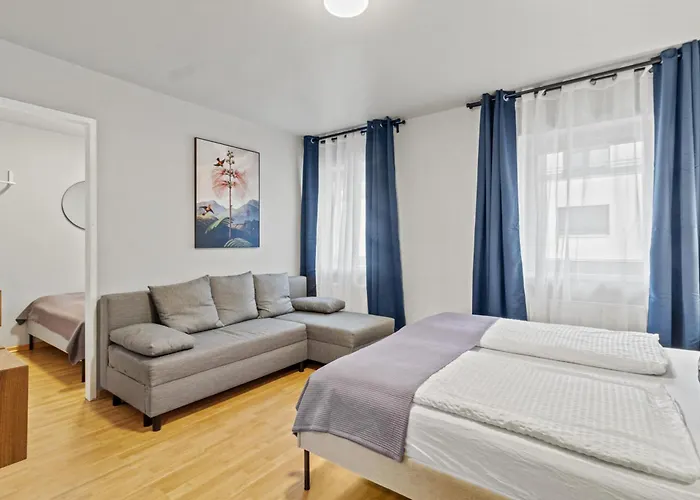 2-br - Close To Main Station - Fast Access *