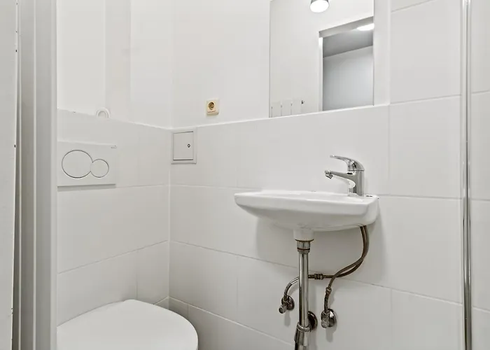 2-br - Close To Main Station - Fast Access